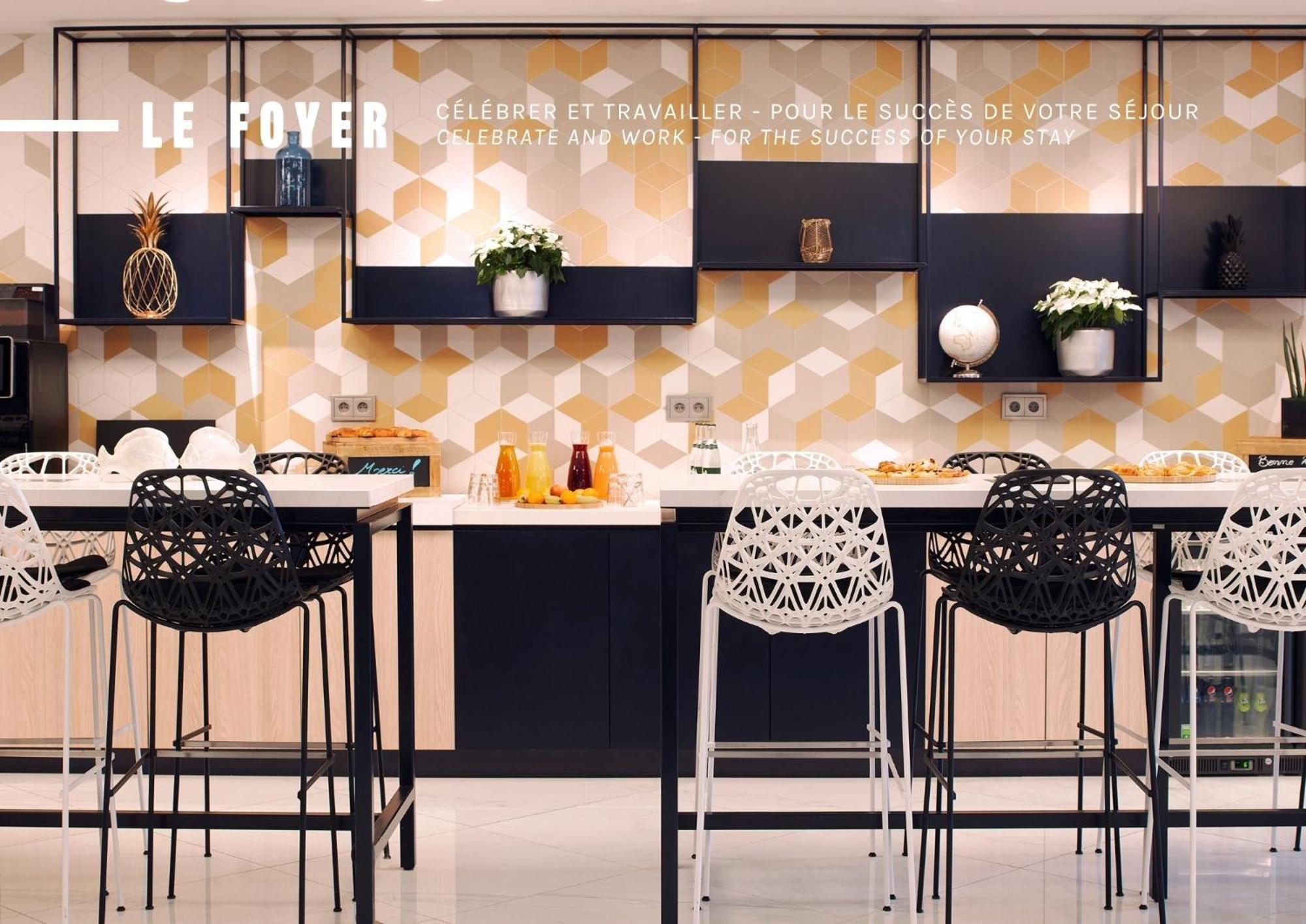 The Jangle - Paris - Charles De Gaulle - Airport 4*